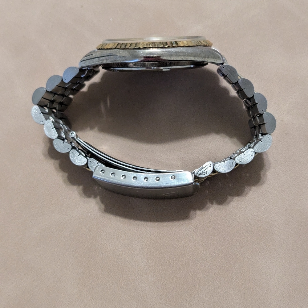 Vintage Gruen Precision Men's Watch - Picture 9 of 9